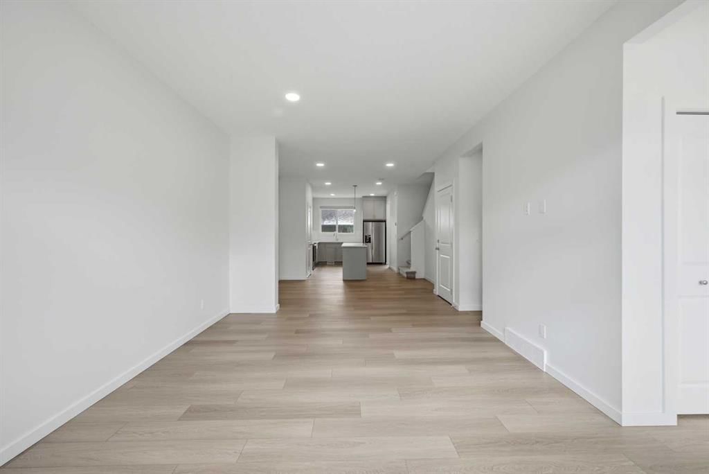60 Savanna Place NE, Calgary — photo 5 of 50