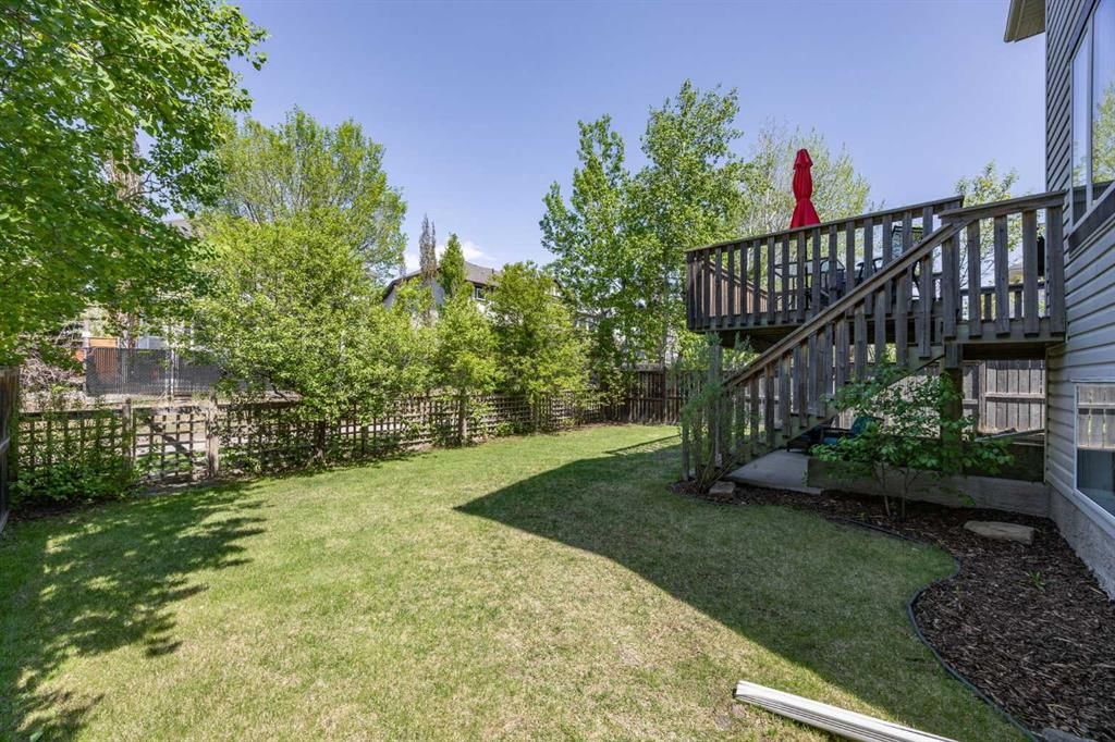 218 Wentworth Park SW, Calgary — photo 3 of 50
