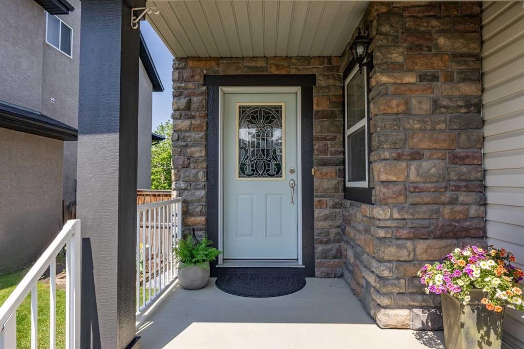 218 Wentworth Park SW, Calgary — photo 5 of 50