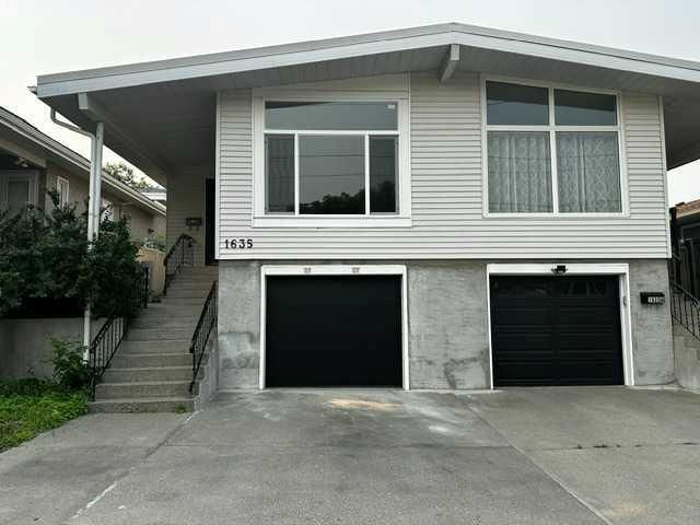 1635 24 Avenue NW, Calgary — main listing photo