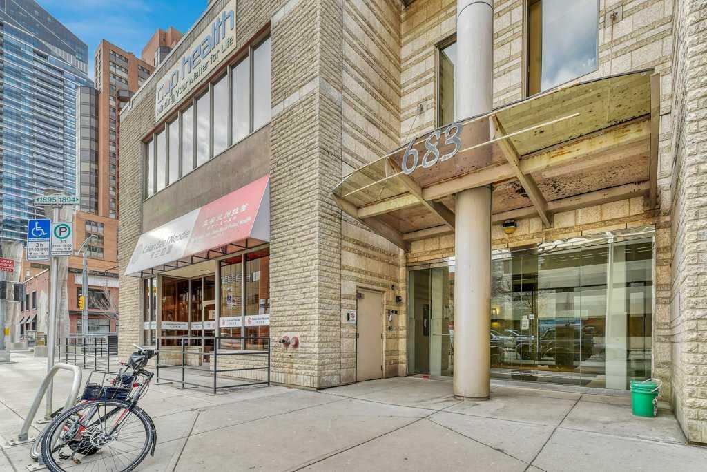 701, 683 10 Street SW, Calgary — photo 3 of 31