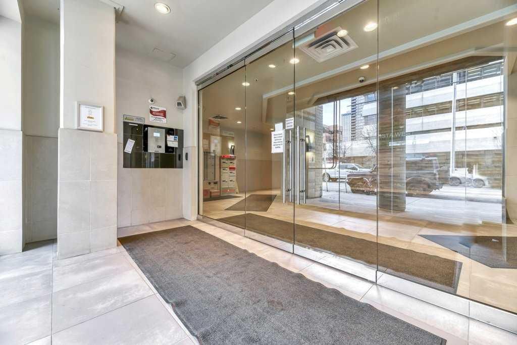 701, 683 10 Street SW, Calgary — photo 4 of 31