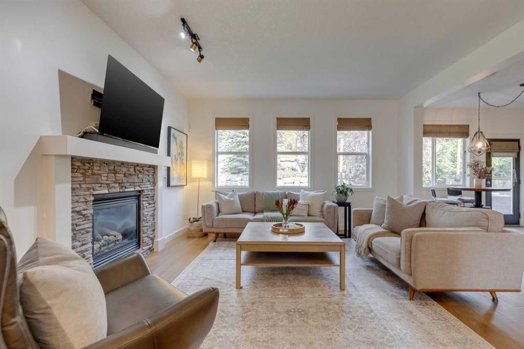 107 Aspen Stone Crescent SW, Calgary — photo 5 of 50