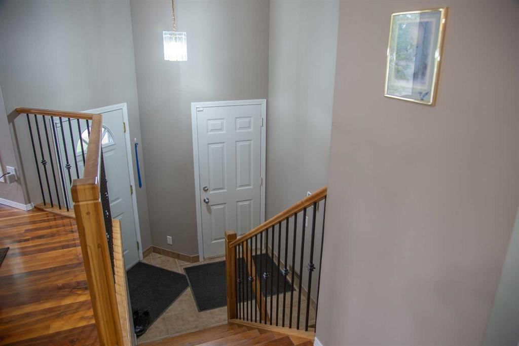 272 Covington Road NE, Calgary — photo 2 of 35