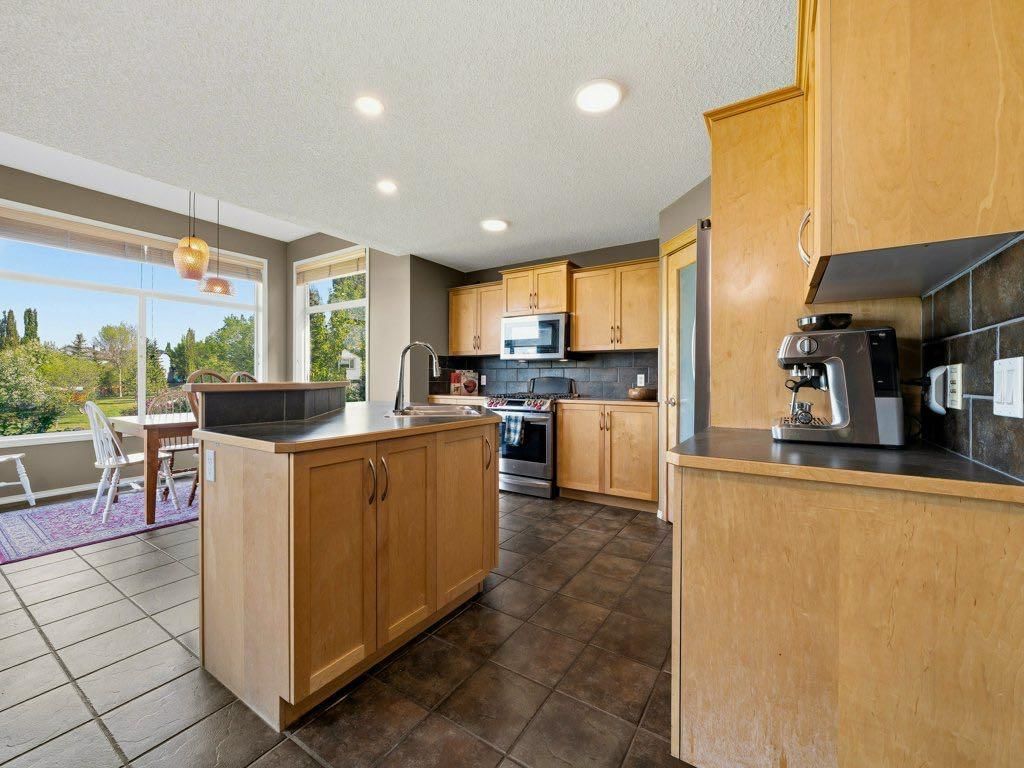 23 Tuscany Ravine View NW, Calgary — photo 4 of 50