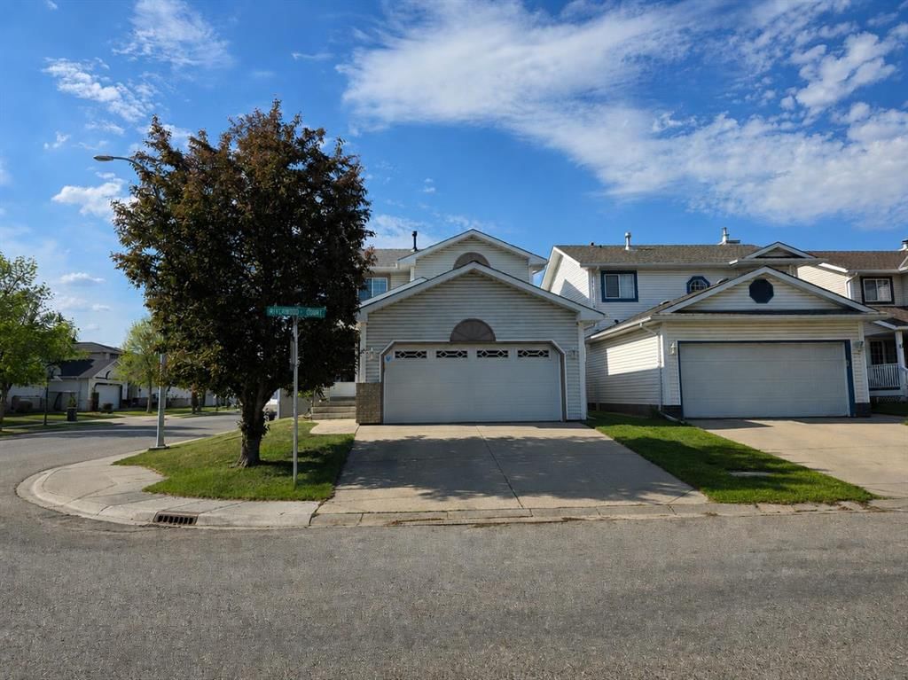 3 Riverwood Court SE, Calgary — main listing photo