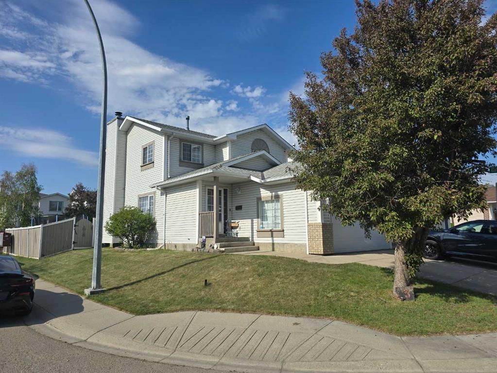 3 Riverwood Court SE, Calgary — photo 2 of 38