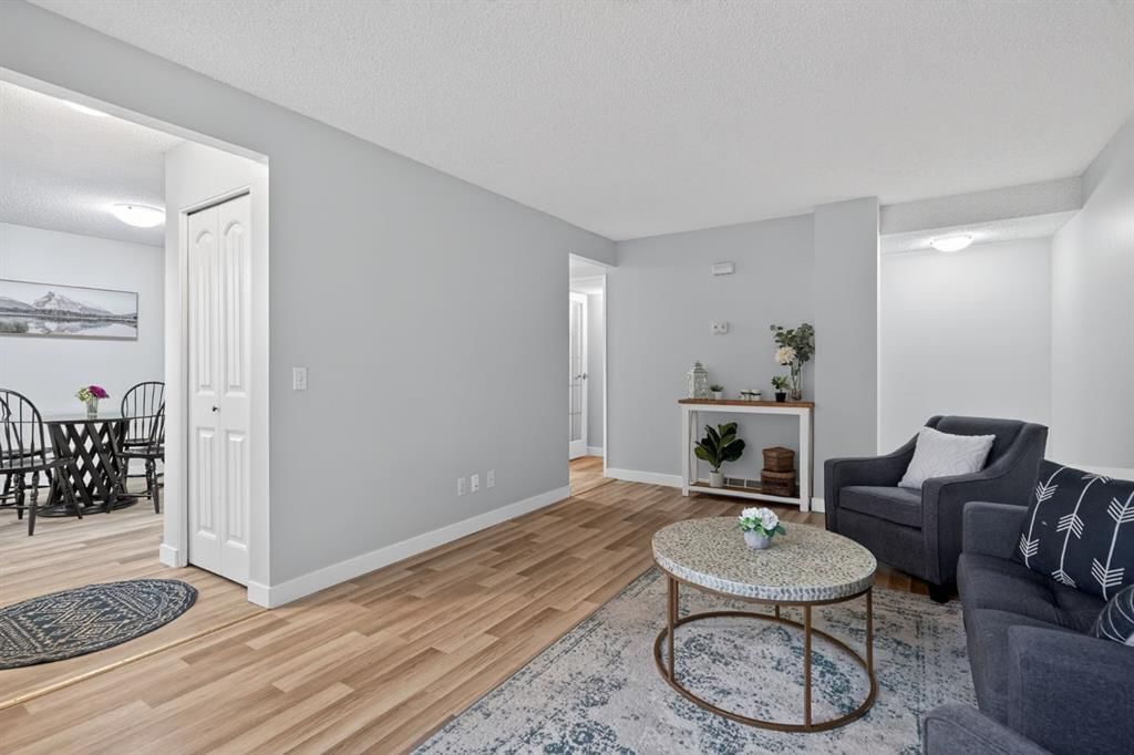 86, 203 Lynnview Road SE, Calgary — photo 4 of 32