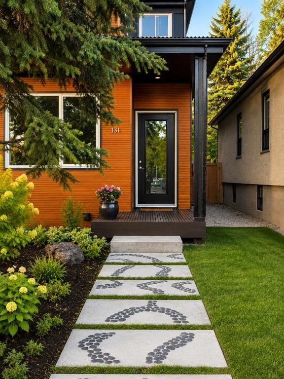 131 8 Avenue NE, Calgary — photo 4 of 39