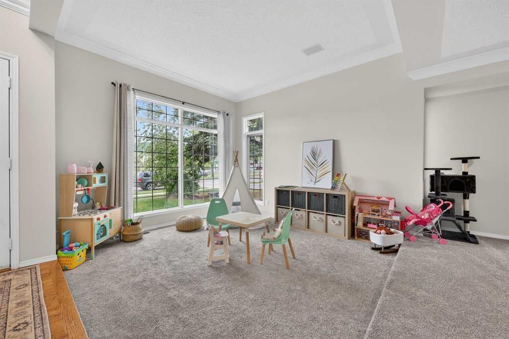 11212 Valley Ridge Drive NW, Calgary — photo 5 of 48