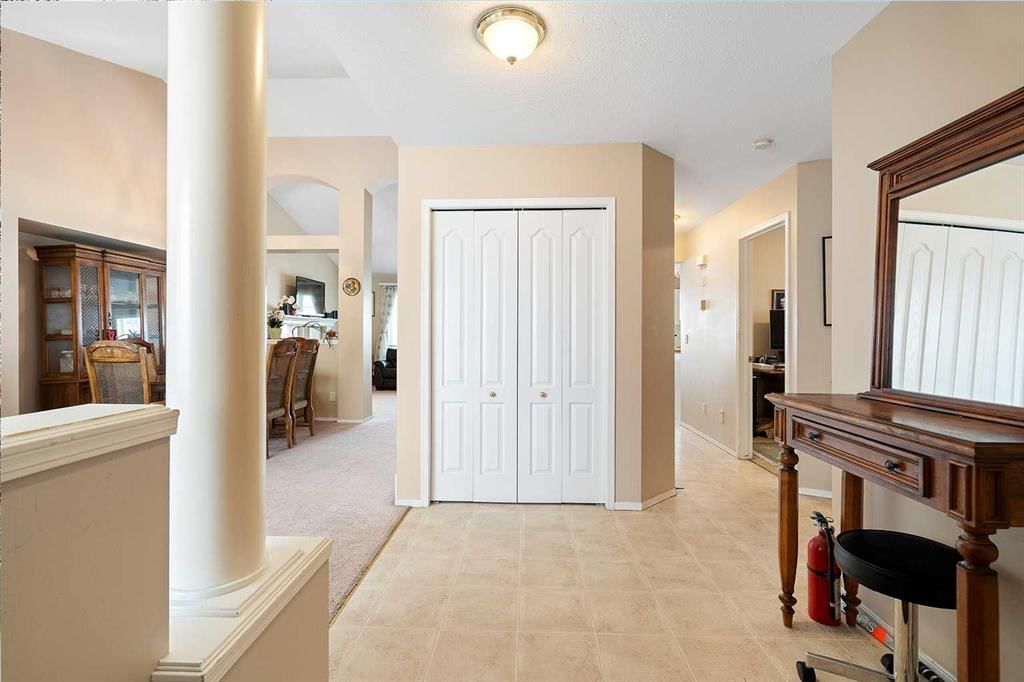 141 Arbour Stone Close NW, Calgary — photo 4 of 40