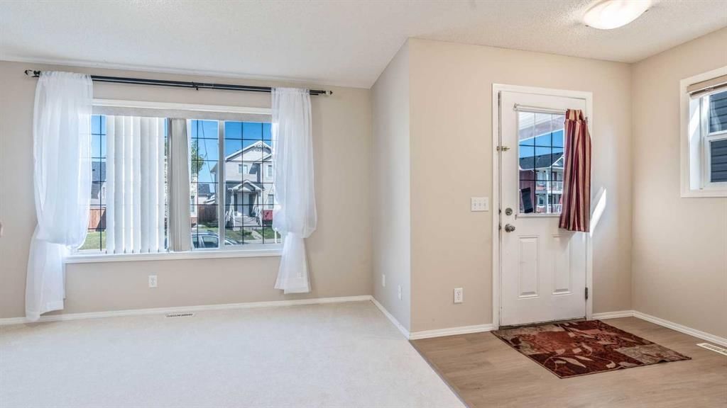 23 Taralake Road NE, Calgary — photo 2 of 48