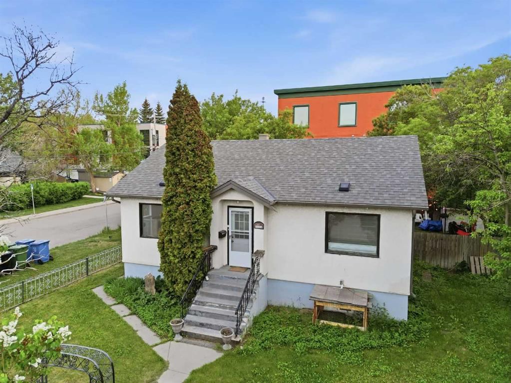 1339 11 Avenue SE, Calgary — photo 4 of 18