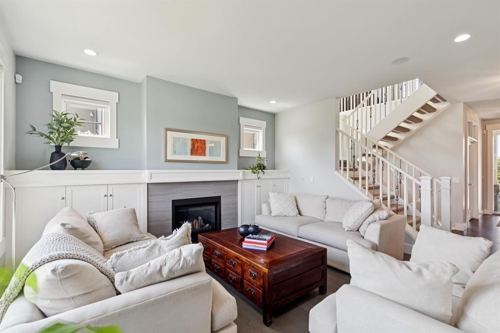 10 Timberline Place SW, Calgary — photo 3 of 42