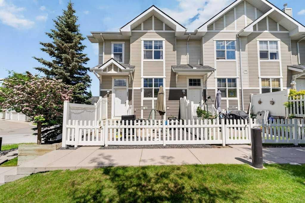 3031 New Brighton Gardens SE, Calgary — main listing photo