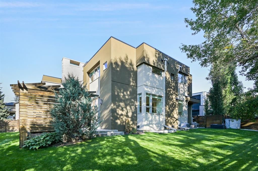 3926 9 Street SW, Calgary — photo 5 of 50