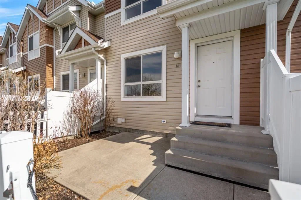 161 Tuscany Court NW, Calgary — photo 3 of 44