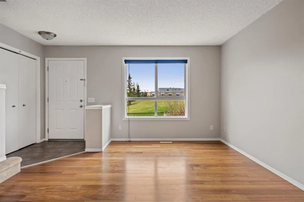 161 Tuscany Court NW, Calgary — photo 4 of 44
