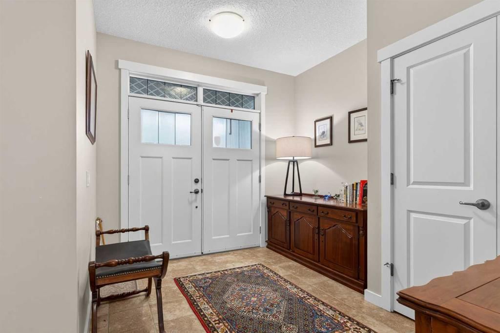 34 Valley Pointe Link NW, Calgary — photo 5 of 44