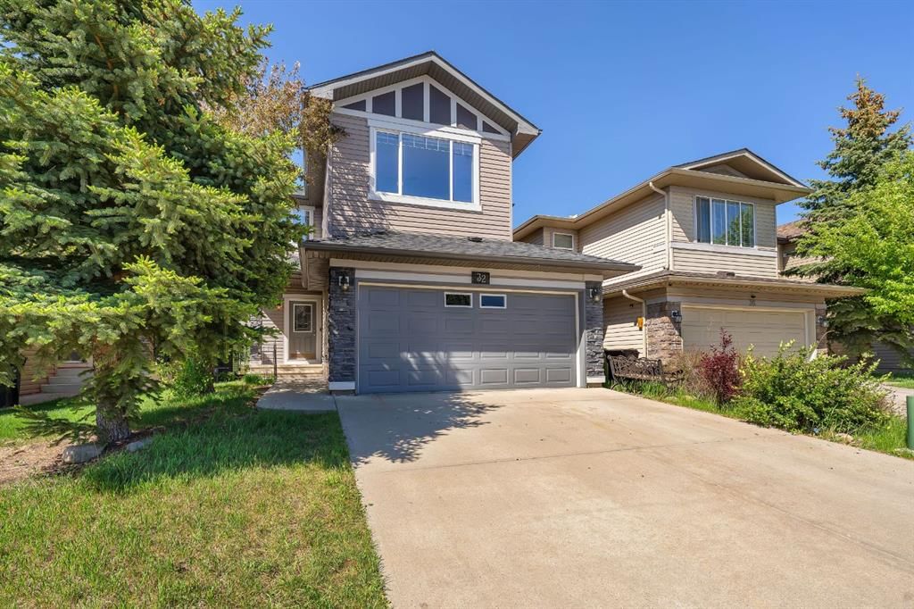 32 Everoak Close SW, Calgary — main listing photo