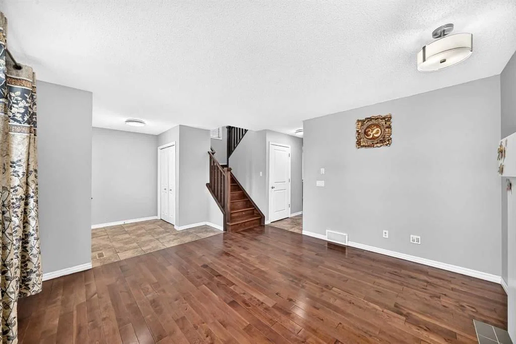 16 Skyview Springs Road NE, Calgary — photo 5 of 50