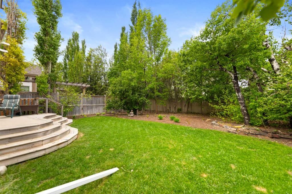 49 Wentworth Mews SW, Calgary — photo 2 of 43
