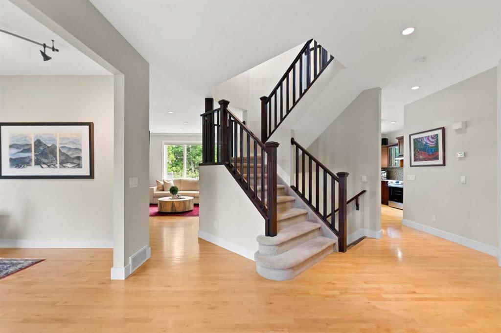 49 Wentworth Mews SW, Calgary — photo 4 of 43