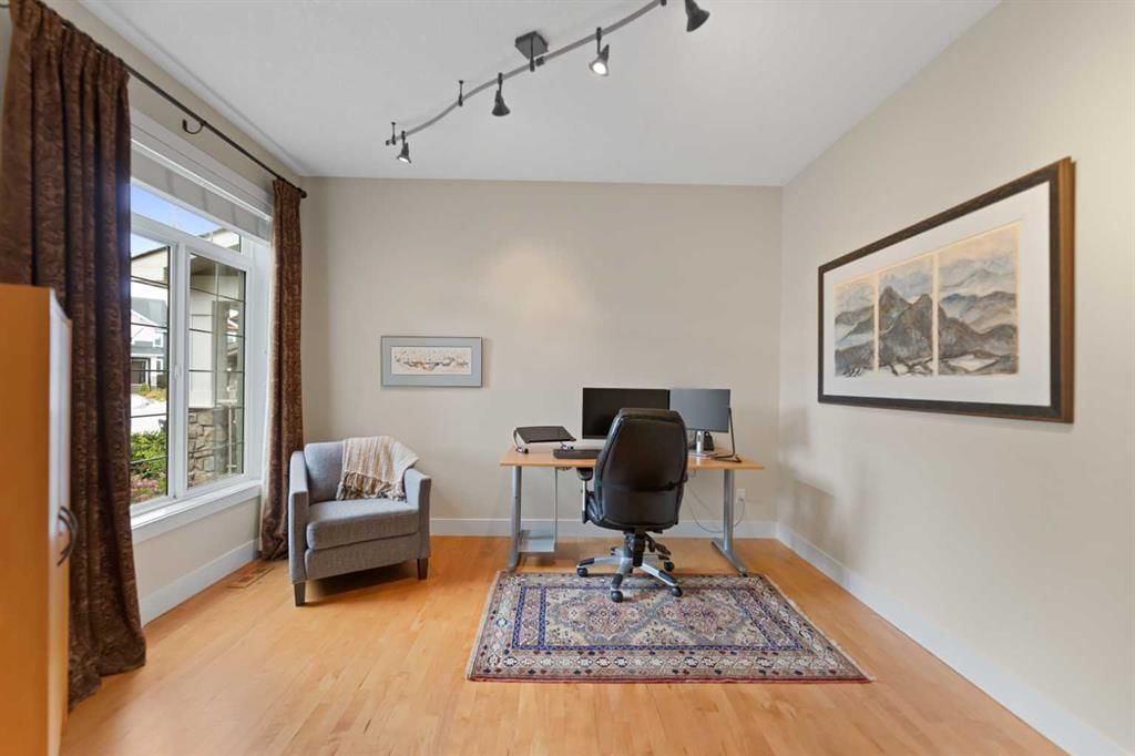 49 Wentworth Mews SW, Calgary — photo 5 of 43