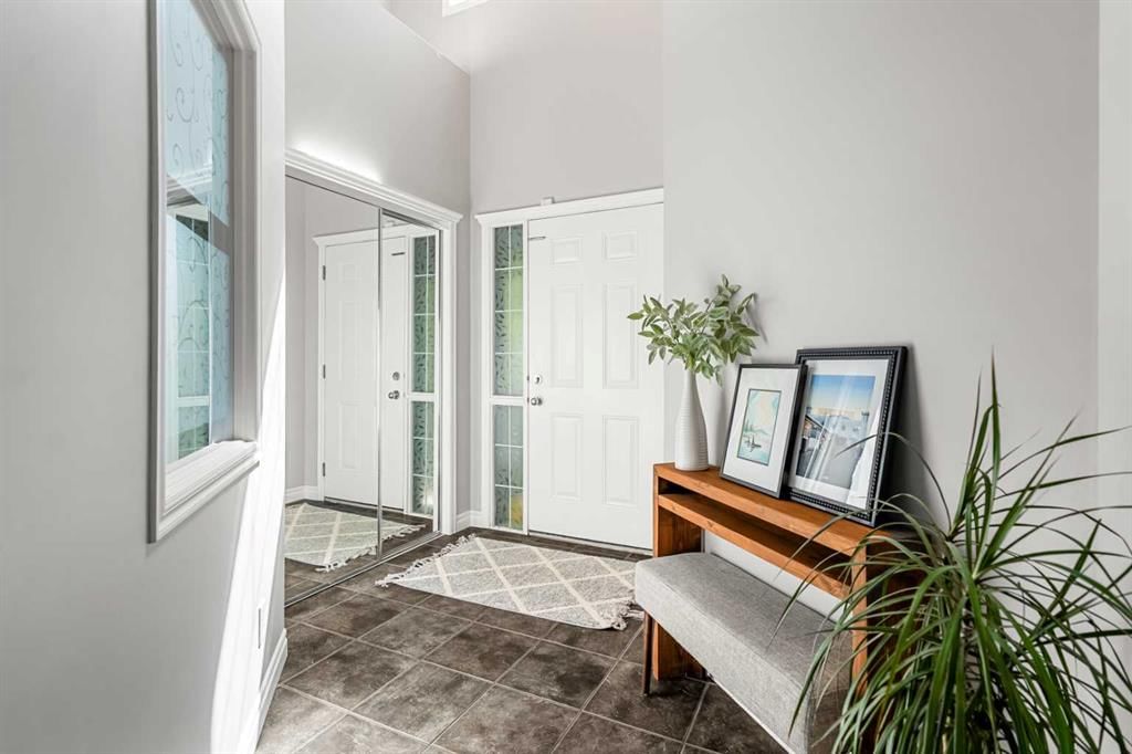 194 Brightonstone Bay SE, Calgary — photo 4 of 42