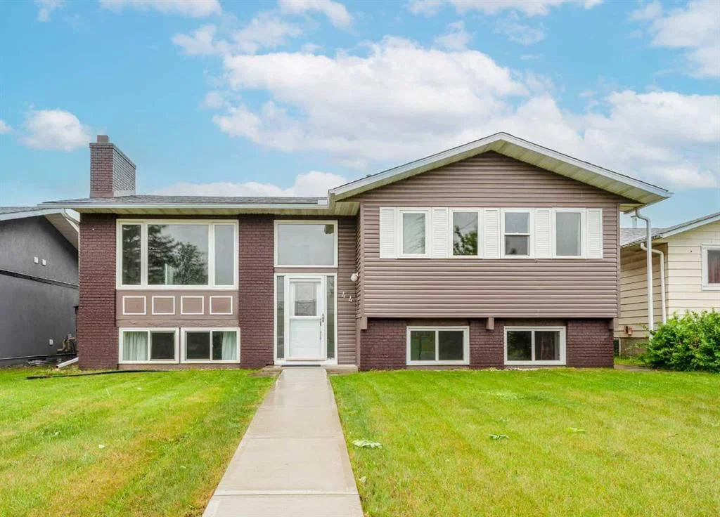 44 Whiteridge Place NE, Calgary — main listing photo