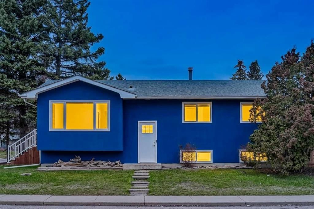 252 Allan Crescent SE, Calgary — main listing photo