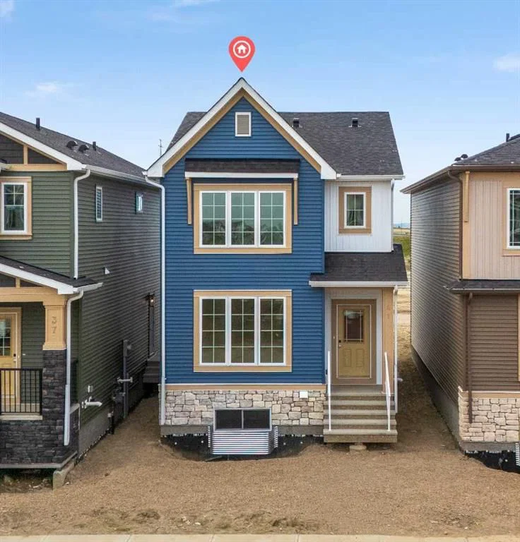 41 Hotchkiss Gardens SE, Calgary — main listing photo