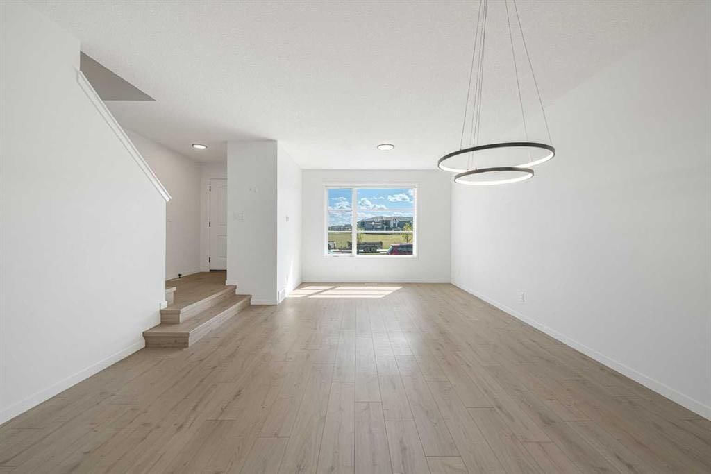 260 Belmont Boulevard SW, Calgary — photo 5 of 37