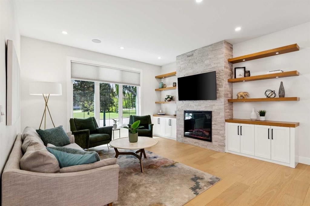 3004 Hampton Crescent SW, Calgary — photo 3 of 49