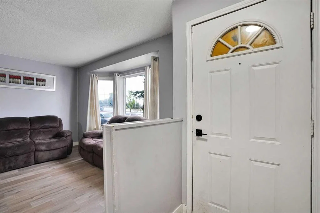 133 MARTINGLEN Way NE, Calgary — photo 3 of 50