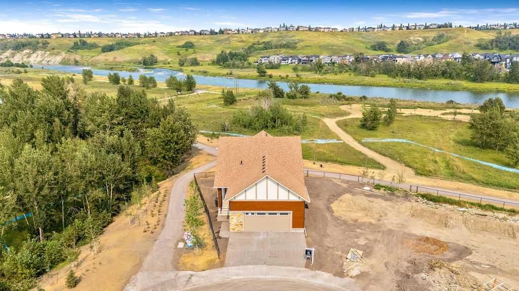 288 Wolf River Drive SE, Calgary — main listing photo