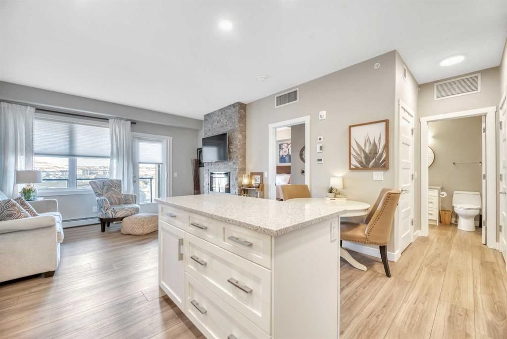 415, 55 Wolf Hollow Crescent SE, Calgary — photo 4 of 34