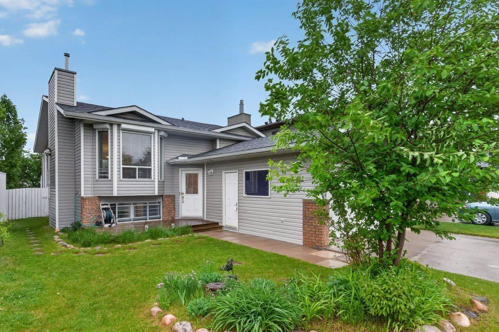 156 Rivercroft Close SE, Calgary — photo 2 of 50