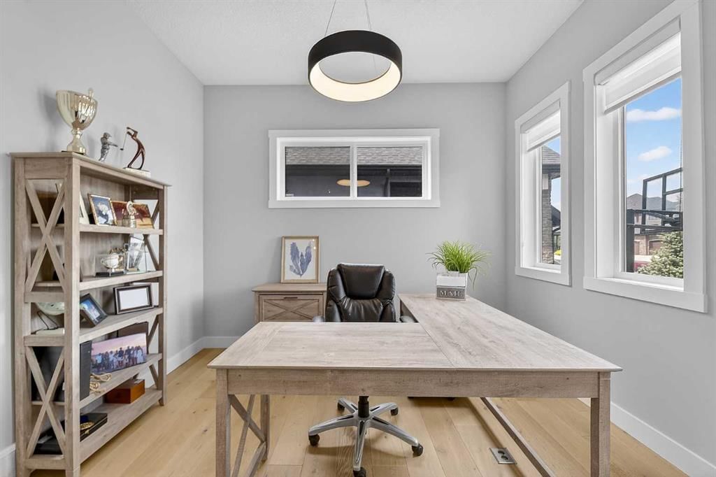 125 Cranbrook Heights SE, Calgary — photo 3 of 50