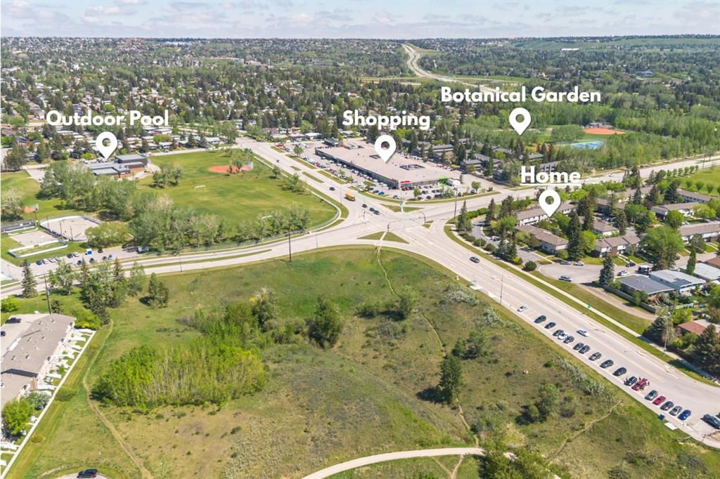 31, 5625 Silverdale Drive NW, Calgary — photo 3 of 49