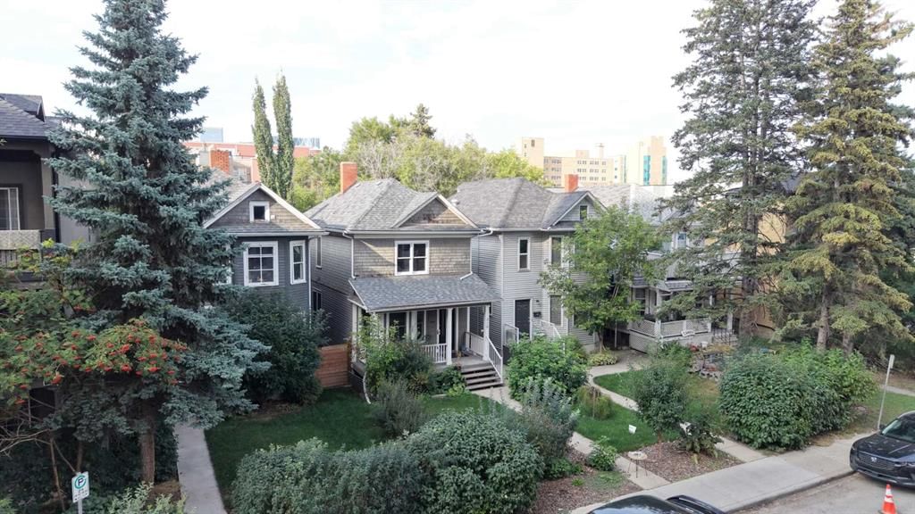308 25 Avenue SW, Calgary — photo 3 of 9