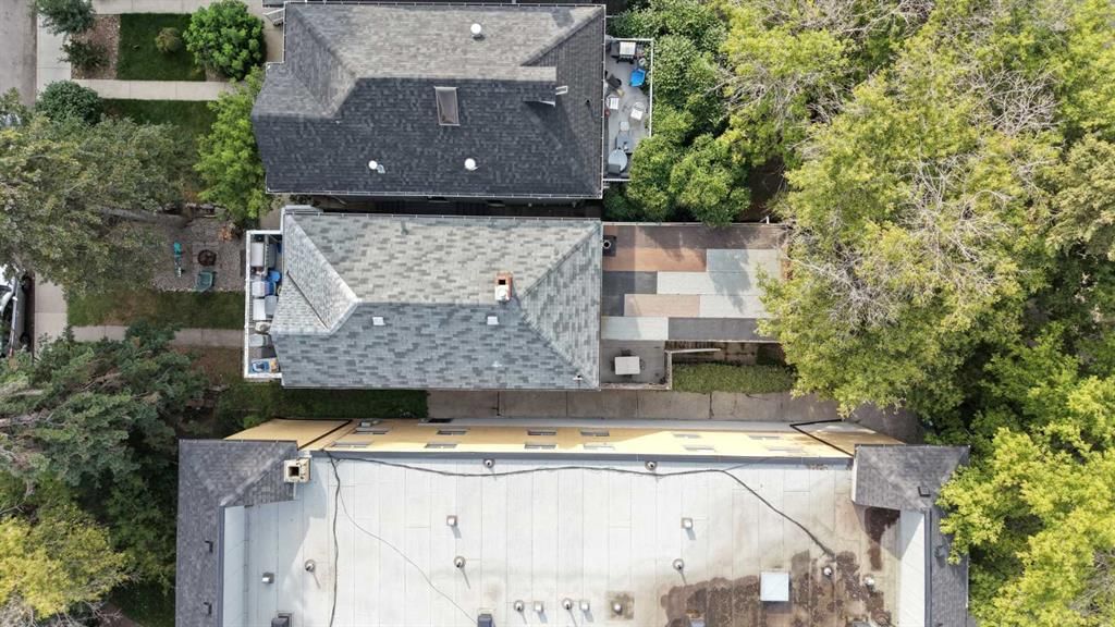 308 25 Avenue SW, Calgary — photo 4 of 9