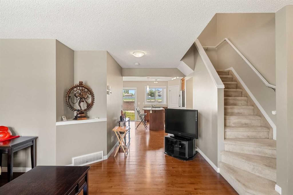 249 Elgin Meadows Park SE, Calgary — photo 3 of 37