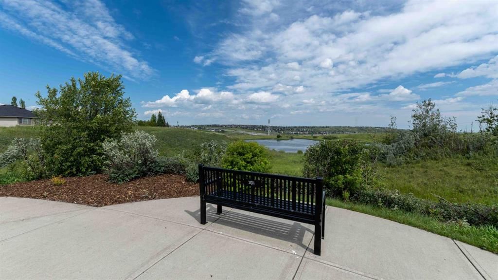 87 Kincora Drive NW, Calgary — photo 3 of 50
