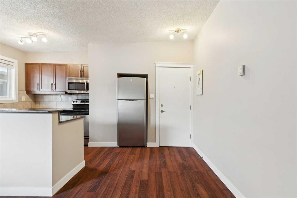 4, 605 67 Avenue SW, Calgary — photo 2 of 20