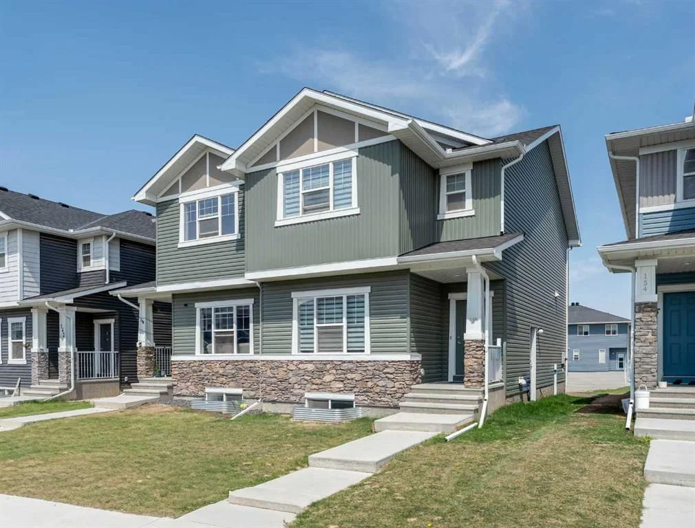 150 Red Embers Common NE, Calgary — main listing photo