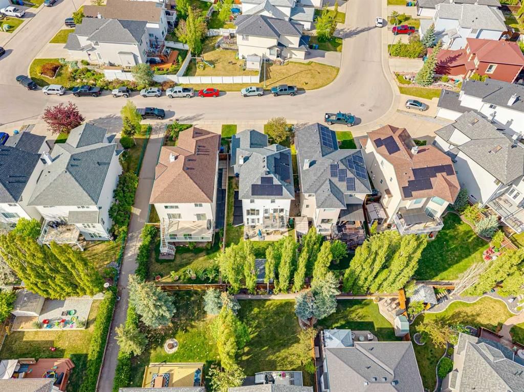 105 Tuscarora Heights NW, Calgary — photo 2 of 50