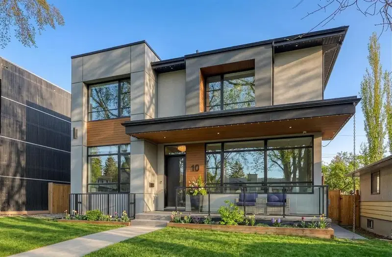 10 Lissington Drive SW, Calgary — recently sold home