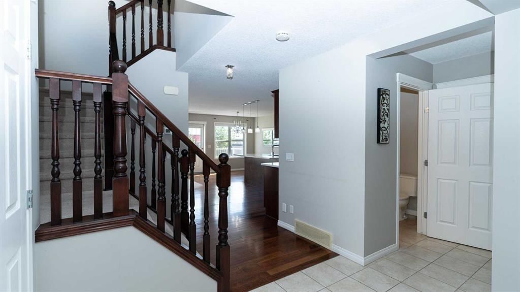 247 Taralake Way NE, Calgary — photo 4 of 41