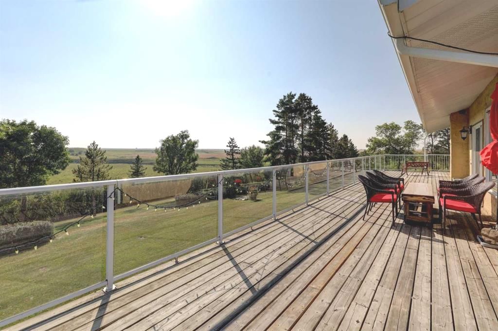 274133 Range Rd. 252, Rural Rocky View County — photo 3 of 47